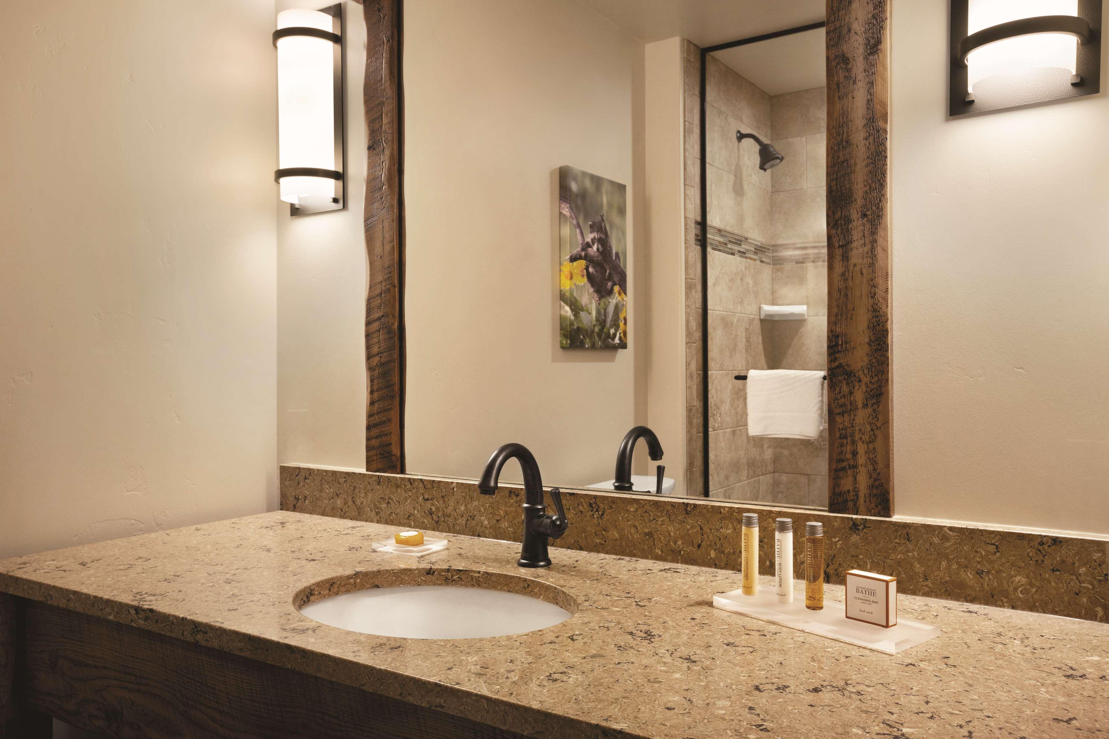 Glacier International Lodge Kalispell Ngoại thất bức ảnh